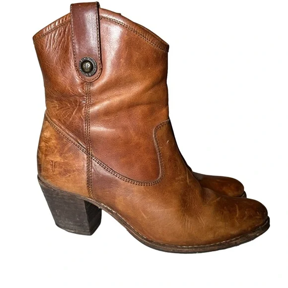 Frye Jackie Button Leather Ankle Boots Size 7.5 - Picture 1 of 16